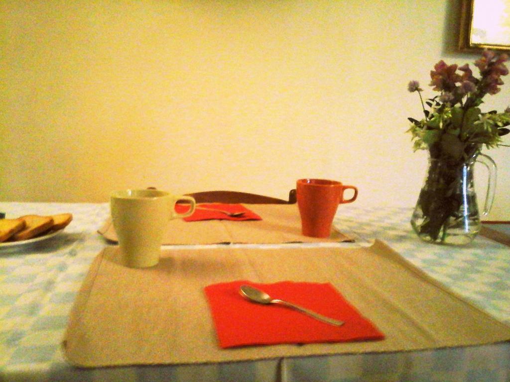 Il Cortiletto Dei Capperi Bed and Breakfast Gassino Torinese Exterior foto