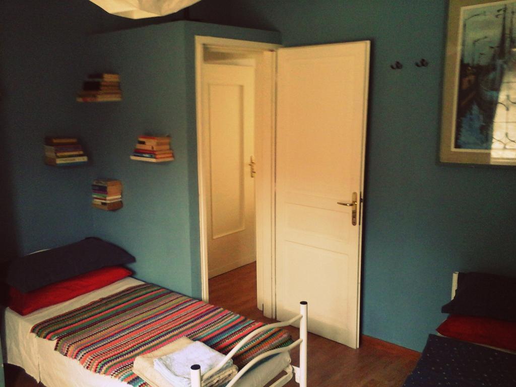 Il Cortiletto Dei Capperi Bed and Breakfast Gassino Torinese Habitación foto