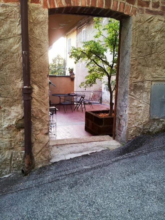 Il Cortiletto Dei Capperi Bed and Breakfast Gassino Torinese Exterior foto